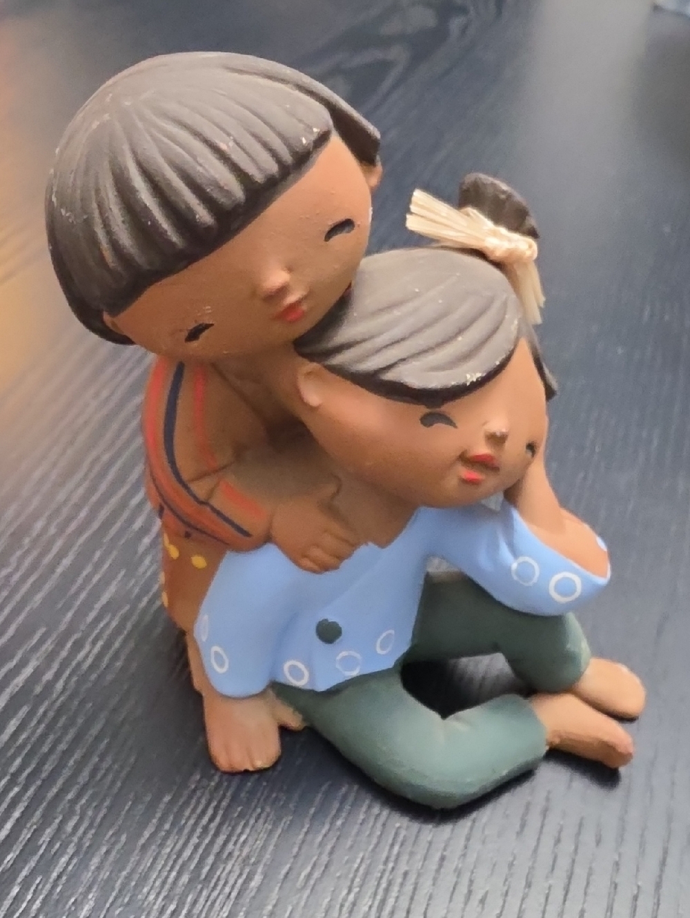 UCTCI terracotta clay figurine from Japan, depicting a Couple